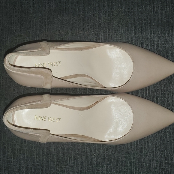 Shoes (Hardly worn) - Picture 1 of 2